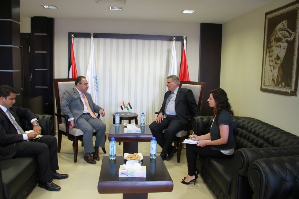 خلال لقائه السفير المصري..م. غنيم يؤكد على اهمية الدعم المصري للقضايا الفلسطينية