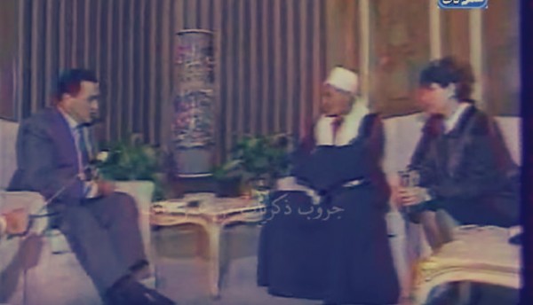 فيديو: حسني مبارك مع نجوى ابراهيم: «فكر ثواني واكسب دقايق»