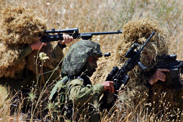 ضابط اسرائيلي يكشف التحديان الأكبر لاستخبارات الاحتلال