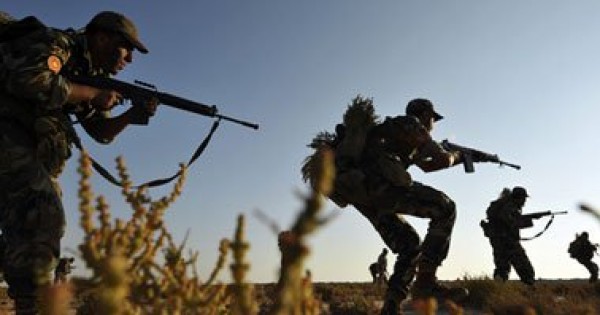إصابة 5 جنود بالجيش الليبى جراء اشتباكات بنغاى