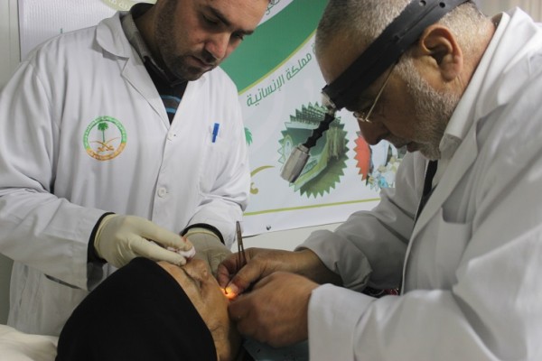 العيادات التخصصية السعودية تعالج 1599 مريضاً سورياً في الزعتري خلال الاسبوع المائة و الاربعون