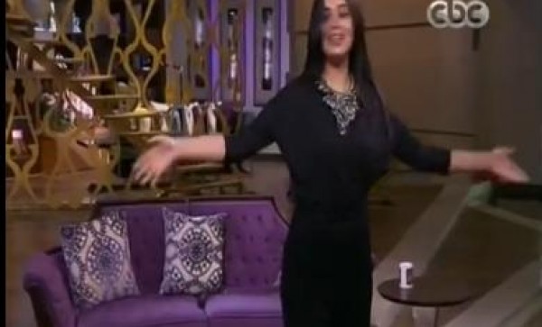 بالفيديو - وصلة راقصة لـ هبة مجدى مع منى الشاذلى