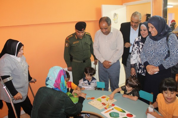 المحافظ البلوي يزور مركز الدار البيضاء للتأهيل في محافظة سلفيت