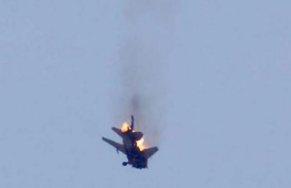 المعارضة تسقط طائرة حربية سورية في ريف العاصمة دمشق