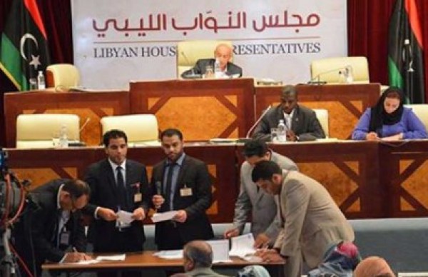 البرلمان الليبي المعترف به دوليا يمدد لنفسه