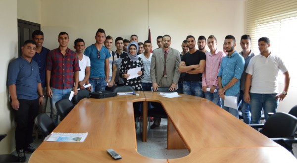 "التربية والتعليم العالي" تعقد اجتماعاً توجيهياً للطلبة المقبولين في الدفعة الثانية من المنح المغربية