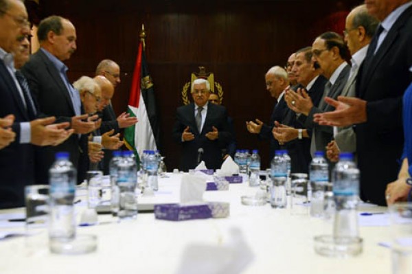 قرارات هامة للقيادة الفلسطينية : الانتقال من وضع "سلطة" الى .. وضع "دولة"