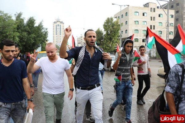 وقفة إحتجاجية في قطاع غزة للتنديد بالأحداث القائمة في الضفة الغربية
