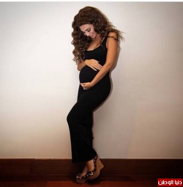 بالصورة: ميريام فارس تعلن رسمياً حملها بطفلها الأول وعلامات الحمل واضحة