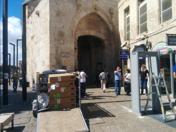 القدس: بوابات الكترونية على بعض مداخل وطرق البلدة القديمة