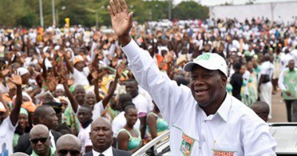 رئيس ساحل العاج الحسن واتارا يواصل دعايته للترشح للرئاسة