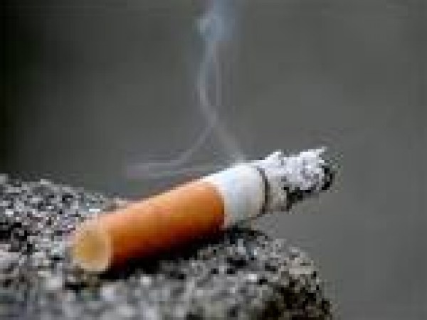 التدخين يهدد ثلث شباب الصين بالموت المبكر