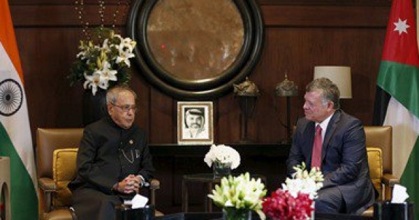 الرئيس الهندى يبدأ زيارة رسمية إلى الأردن