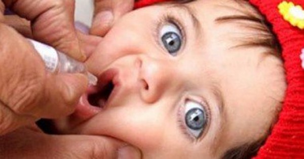 ممكن يسبب ضمور المخ.. انتبه مش كل الأطفال لازم تاخد التطعيم الثلاثى