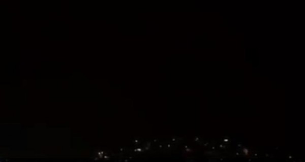 تحليق مكثف لطائرات الإحتلال الإسرائيلي فوق مدينة القدس
