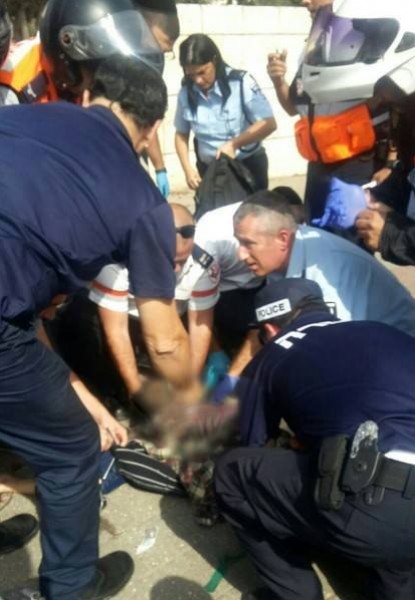 محدّث2.. بالفيديو : استشهاد طفل واصابة آخر بجروح حرجة بزعم تنفيذهما عملية طعن "مزدوجة" في القدس