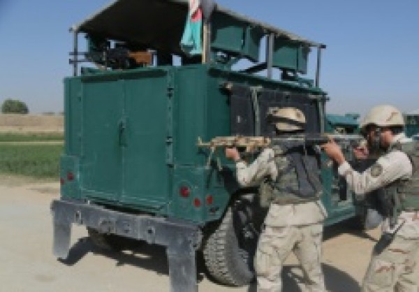 حركة طالبان تشن هجوما للسيطرة على مدينة غزنة في شرق افغانستان