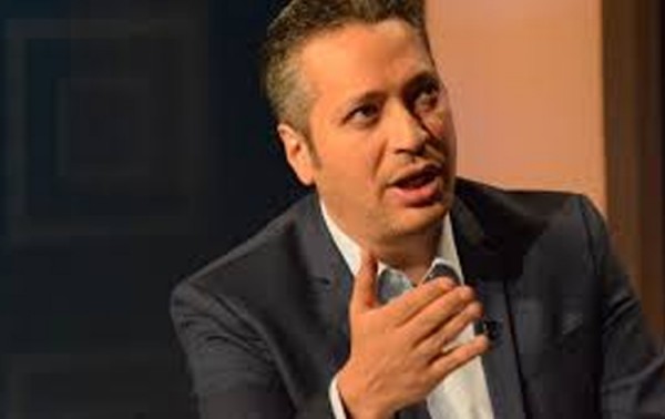 شاهد.. تامر أمين لـ"الشباب": "لحم كتافكم من مجلة "البلاي بوي" الإباحية