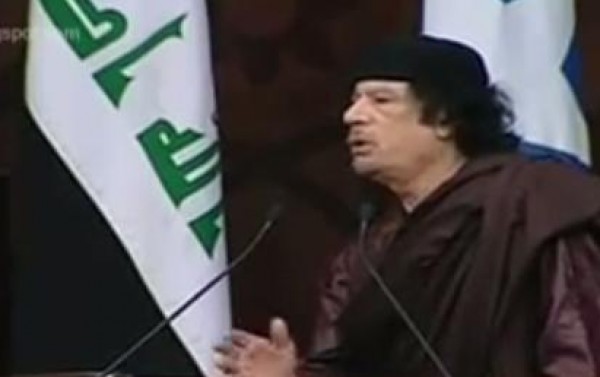 بالفيديو: طرائف القذافي حول العالم