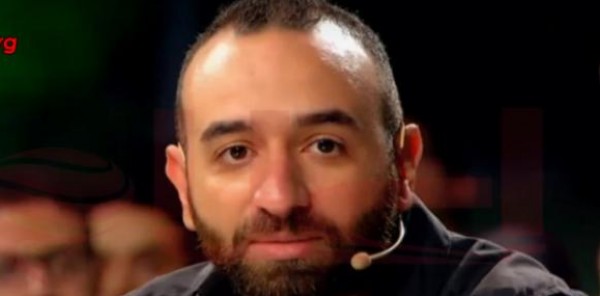 عمرو سلامة : غشاء البكارة لا يعنى انك بنت محترمة