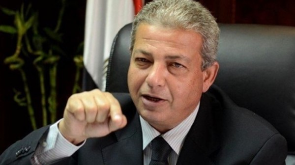 وزير الشباب الرياضة المصري يعلن عودة الجماهير للملاعب