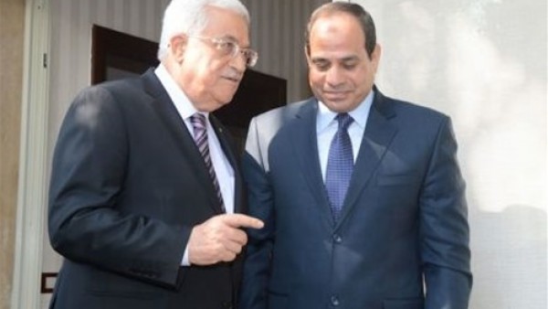 حماس تفتح النار على الرئيس :"مرسي" عرض المساعدة على "عباس" والأخير يعتبر نفسه مدافعا عن "سيناء"