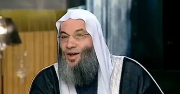 بالفيديو.. محمد حسان يُشعل معركة كلامية بين الإخوان والسلفيين