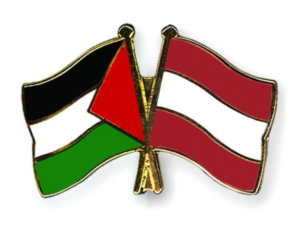 الجاليه الفلسطينيه في النمسا تشارك باحياء اليوم العالمي للتضامن مع الشعب الفلسطيني