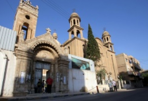 تنظيم الدولة الاسلامية يفرج عن عشرة مسيحيين اشوريين في شمال شرق سوريا