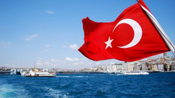 اتحاد السياحة الروسي يوصي بوقف بيع تذاكر الرحلات السياحية إلى تركيا