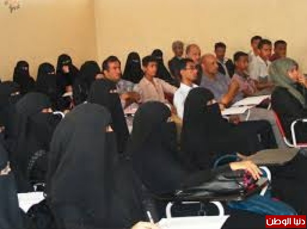 الجامعات الأهلية اليمنية تهدد بوقف الدراسة .. احتجاجا على استمرار استفزازات وزارة التعليم العالي