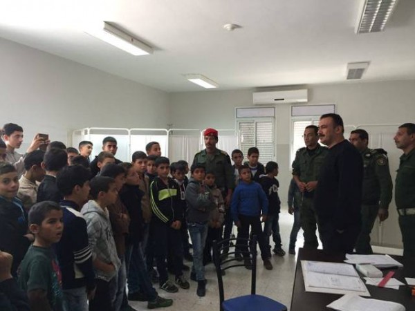 قوات الأمن الوطني الفلسطيني تستقبل طلاب مدرسة ذكور زبده الثانوية في معسكر" حرش السعادة "