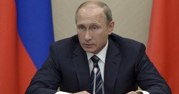 الكرملين: بوتين يخطط للقاء ميركل الاثنين المقبل فى باريس