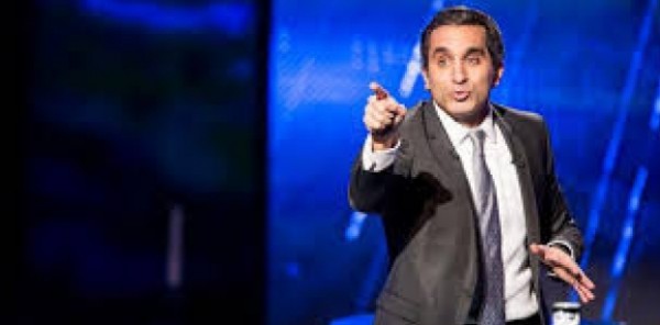 باسم يوسف - نفسى أرجع مصر وأقدم " البرنامج " والمشهد الإعلامى عندنا ملظلظ ويدى على موف