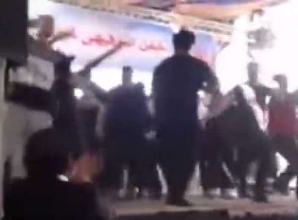سقوط المسرح بأوكا وأروتيجا وشحته خلال حفل مدارس الأورمان