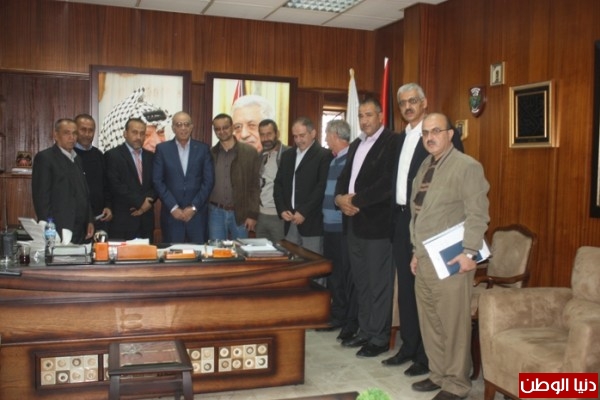 بلدية نابلس توقع اتفاقية تعاون مع خمس قرى غرب نابلس