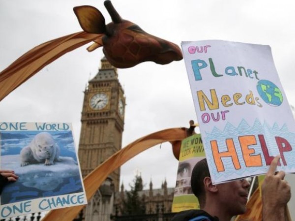محلل سياسي: مظاهرات باريس لن تؤثر على محادثات قمة المناخ