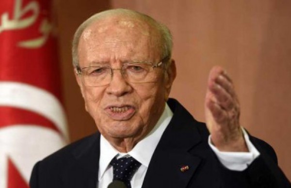 الرئيس التونسي يدعو إلى "السلم الاجتماعي" لمكافحة "الارهاب"