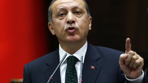 أنباء عن خلاف بين #أردوغان وجيشه بسبب "السوخوي"