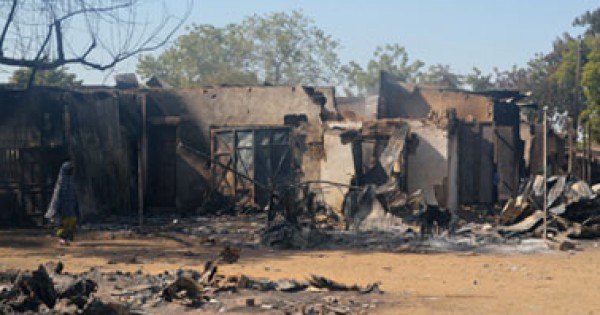 مقتل 7 طالبات فى حريق بإحدى المدارس بنيجيريا