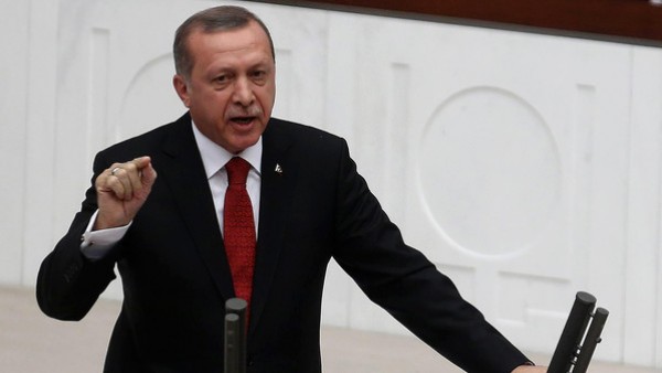 أردوغان يتحدى بوتين: إن أثبت كلامك بدليل لن أبقى بمنصبي