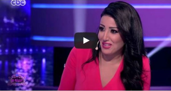 سمية الخشاب تعترف...كسرت ذراع طفل بعتلى جواب غرامى