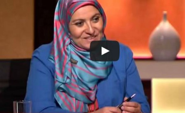 هبة قطب ترد على سؤال محرج على الهواء مباشرة