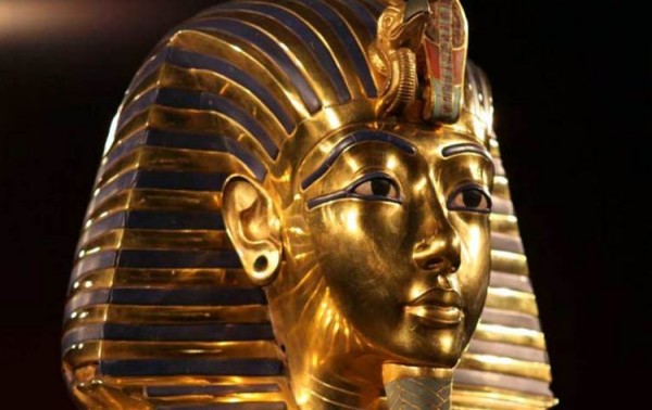مصر -  فيديو..المرشدين السياحيين: السياحة صناعة تمرض ولا تموت