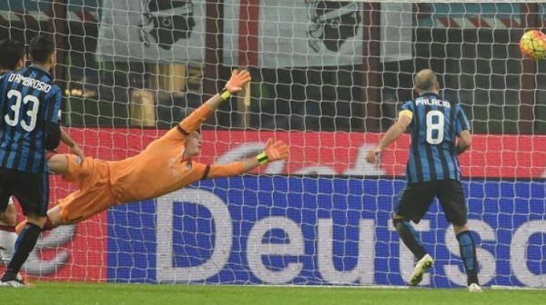 بالفيديو .. الإنتر يبلغ ربع نهائي كأس إيطاليا بثلاثية في كالياري