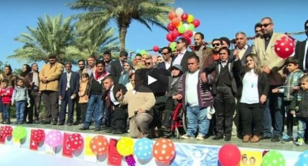 شاهد: قصار القامة في بغداد يطلقون أمنياتهم إلى السماء