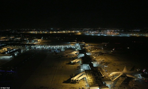 مطار "هيثرو" خلية نحل متكاملة