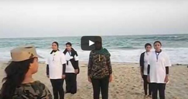 فيديو..مجندة مصرية تدرب عضوات الحملة في العريش