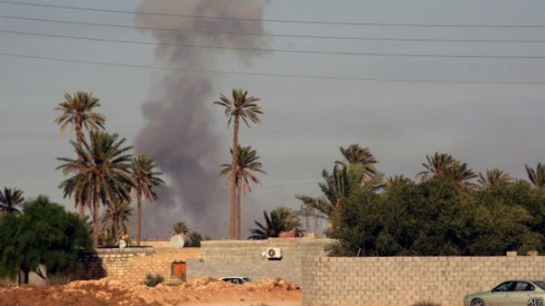 "مقتل عشرات" في انفجار شاحنة مفخخة استهدف مركز تدريب للشرطة غربي ليبيا