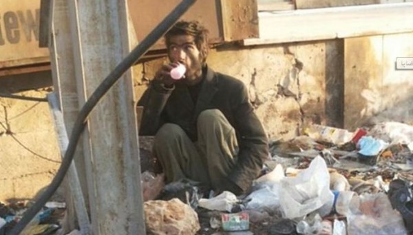 مؤيدو نظام الأسد يتهكمون على آلاف المتضورين جوعًا في مضايا